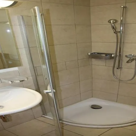 Appartement Traditional With Balcony