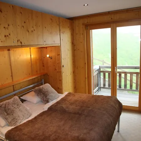 Daire Traditional With Balcony Veysonnaz