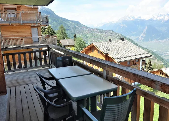 Traditional With Balcony Apartamento *