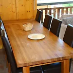 Traditional With Balcony Apartamento Veysonnaz